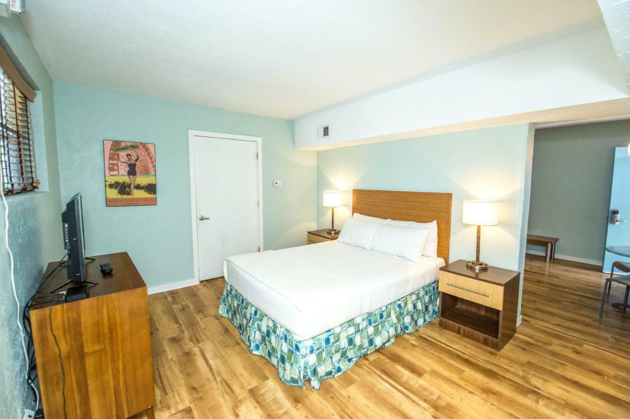 Blue Palms Resort Wildwood Exterior foto